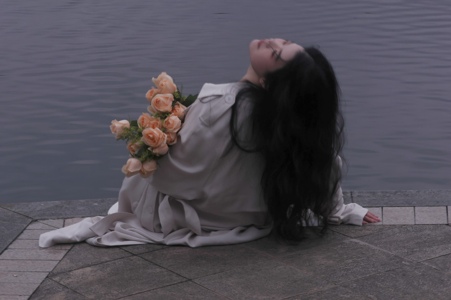 集美图 - 高清美女摄影图片每日更新 | 专业摄影写真图库